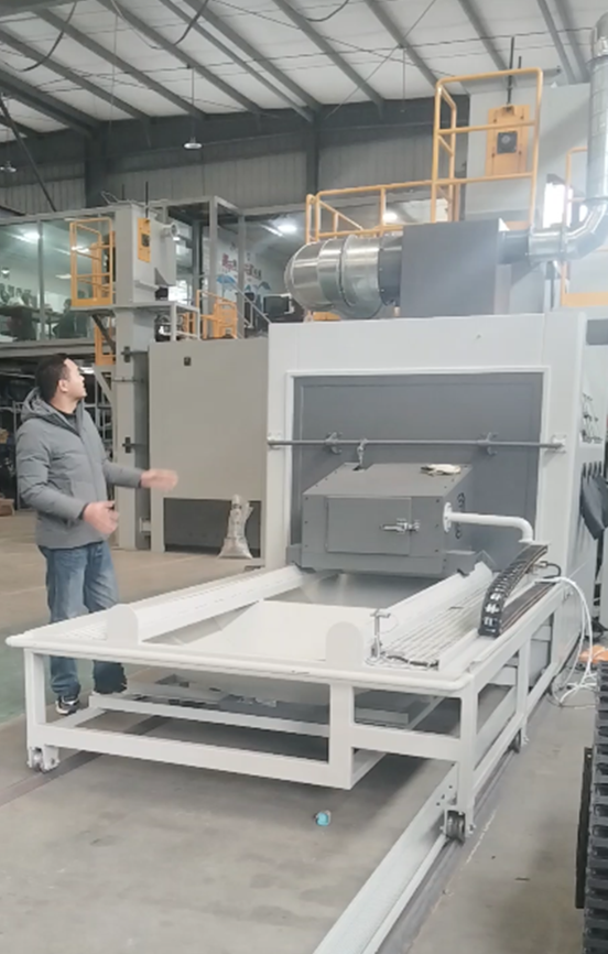 东城喷砂机在汽车制造中的表面处理应用